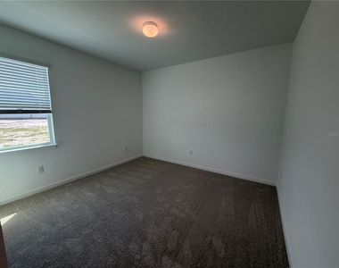 6888 Gilly Shadow Street - Photo Thumbnail 16