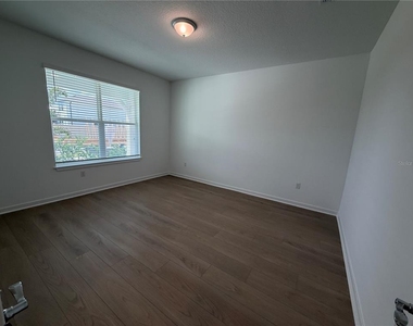 6888 Gilly Shadow Street - Photo Thumbnail 3