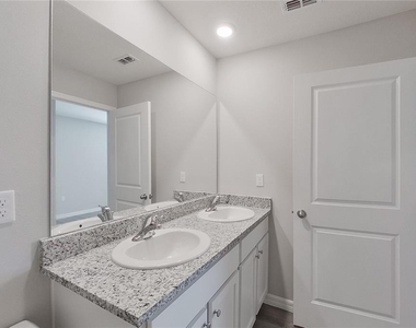 8704 Sw 44th Court - Photo Thumbnail 11