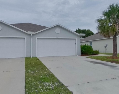 9131 Aegean Circle - Photo Thumbnail 2