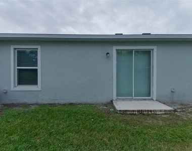 9131 Aegean Circle - Photo Thumbnail 21
