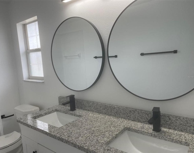 2421 Ashecroft Drive - Photo Thumbnail 24