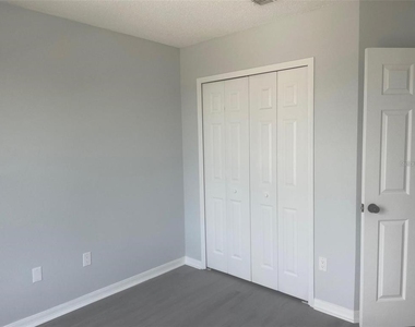 2421 Ashecroft Drive - Photo Thumbnail 18
