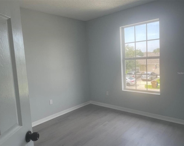 2421 Ashecroft Drive - Photo Thumbnail 17