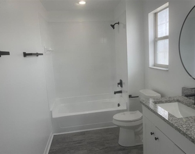 2421 Ashecroft Drive - Photo Thumbnail 23