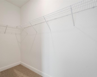 10027 Gobat Alley - Photo Thumbnail 15