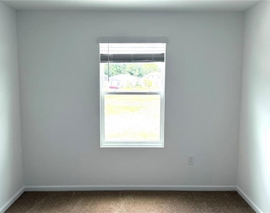 2947 Camellia Flower Street - Photo Thumbnail 8