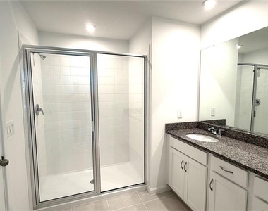 2947 Camellia Flower Street - Photo Thumbnail 18