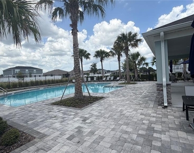 2947 Camellia Flower Street - Photo Thumbnail 24