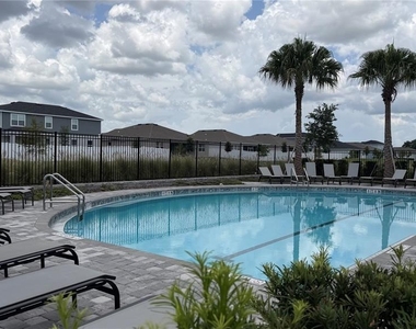 2947 Camellia Flower Street - Photo Thumbnail 23