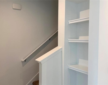 2947 Camellia Flower Street - Photo Thumbnail 5