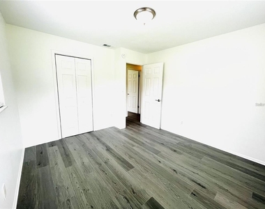 1509 Phyllis Street - Photo Thumbnail 5