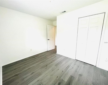 1509 Phyllis Street - Photo Thumbnail 8
