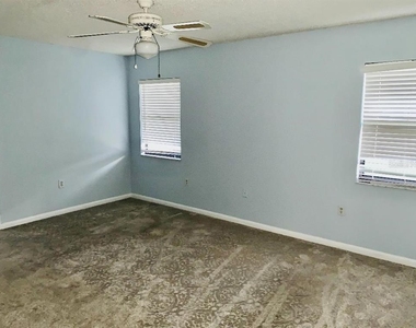 1846 Masters Lane - Photo Thumbnail 10