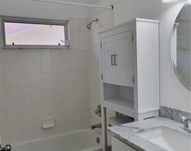 4201 Nw 23rd Terrace - Photo Thumbnail 10