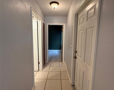 7200 Sw 8th Avenue - Photo Thumbnail 11