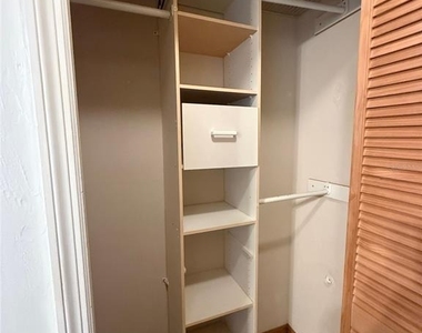 7200 Sw 8th Avenue - Photo Thumbnail 22