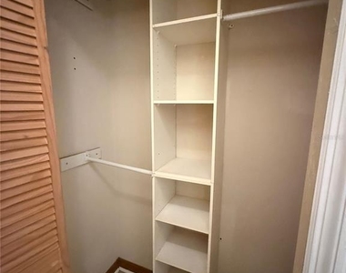7200 Sw 8th Avenue - Photo Thumbnail 23