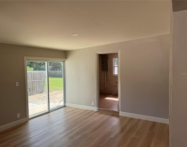 107 N Galena Avenue - Photo Thumbnail 5