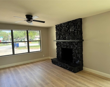 107 N Galena Avenue - Photo Thumbnail 3