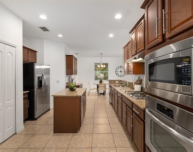 4562 Antietam Creek Trail - Photo Thumbnail 6