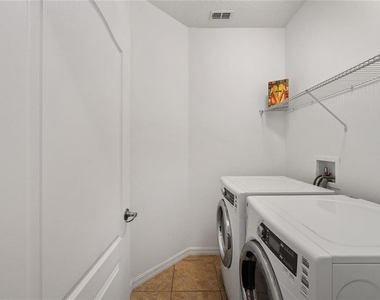 4562 Antietam Creek Trail - Photo Thumbnail 12