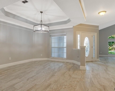 7 Shinnecock Court - Photo Thumbnail 10
