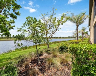 10805 Tarflower Drive - Photo Thumbnail 44