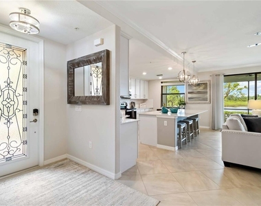 10805 Tarflower Drive - Photo Thumbnail 4