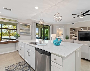 10805 Tarflower Drive - Photo Thumbnail 12