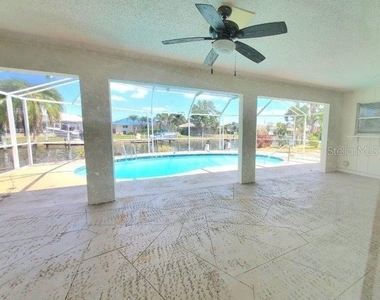 910 Santa Brigida Court - Photo Thumbnail 3