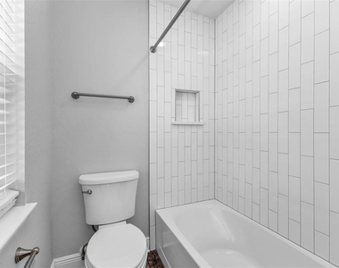 309 E Virginia Avenue - Photo Thumbnail 35