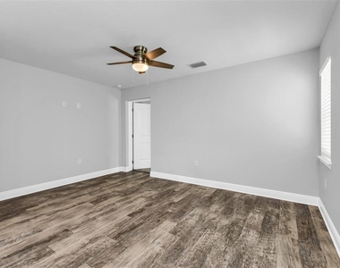 309 E Virginia Avenue - Photo Thumbnail 15