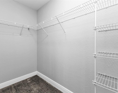 309 E Virginia Avenue - Photo Thumbnail 32