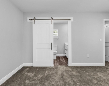 309 E Virginia Avenue - Photo Thumbnail 23