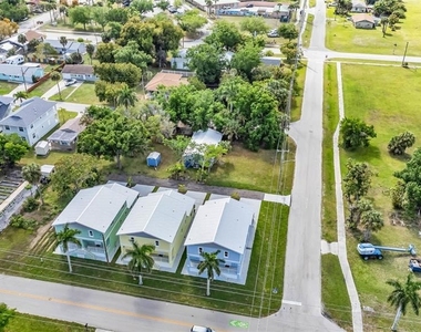 309 E Virginia Avenue - Photo Thumbnail 41