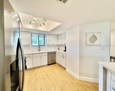 801 Islamorada Boulevard - Photo Thumbnail 9