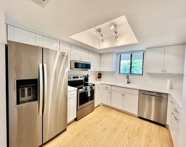 801 Islamorada Boulevard - Photo Thumbnail 7