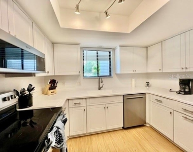 801 Islamorada Boulevard - Photo Thumbnail 8