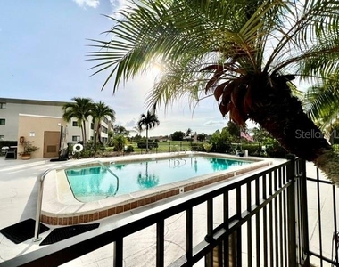 801 Islamorada Boulevard - Photo Thumbnail 3