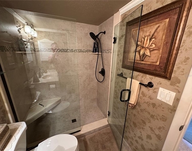 760 Avenida Estancia - Photo Thumbnail 31