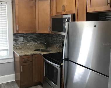 1952 Morrill Street - Photo Thumbnail 5