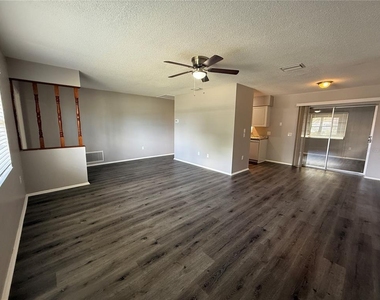 364 Briarwood Road - Photo Thumbnail 2