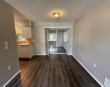 364 Briarwood Road - Photo Thumbnail 5