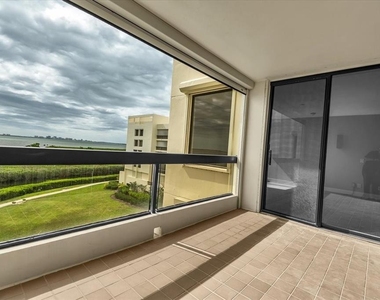 2020 Harbourside Drive - Photo Thumbnail 21