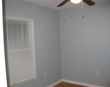 1057 32nd Street - Photo Thumbnail 6