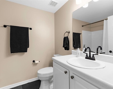 5601 Bentgrass Drive - Photo Thumbnail 30