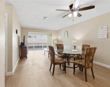 2060 Marilyn Street - Photo Thumbnail 6