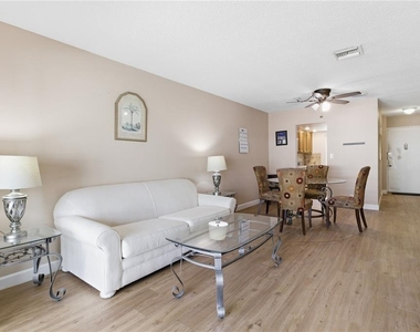 2060 Marilyn Street - Photo Thumbnail 11