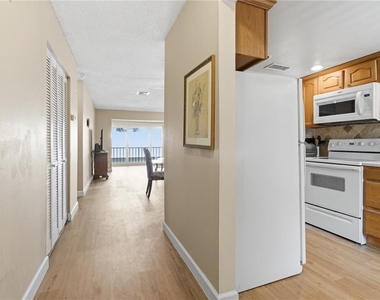 2060 Marilyn Street - Photo Thumbnail 1